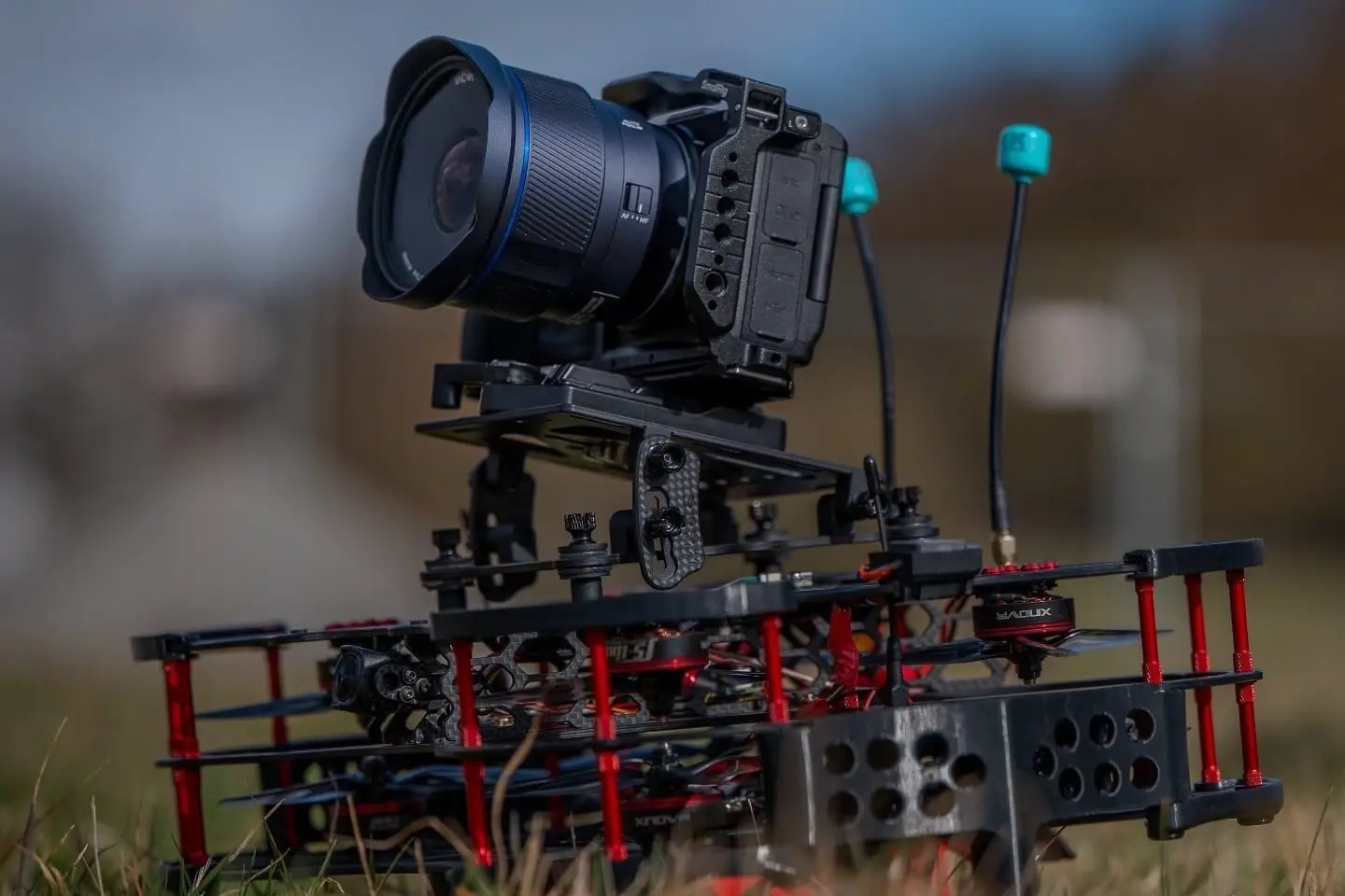 Kamera mit Rig und Funkstrecke